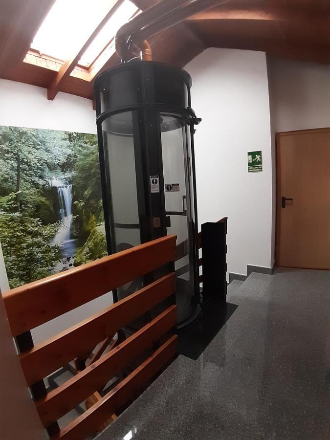 Hostal La Catedral サント・ドミンゴ・デ・ラ・カルサーダ エクステリア 写真